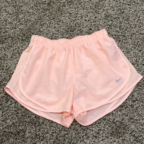Nike Dri Fit Temp Cool High Waisted High Rise 3” Running Shorts Size Medium Pink - Picture 2 of 9